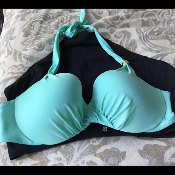 2 Victoria Secret bathing suit tops - Picture 3 of 5